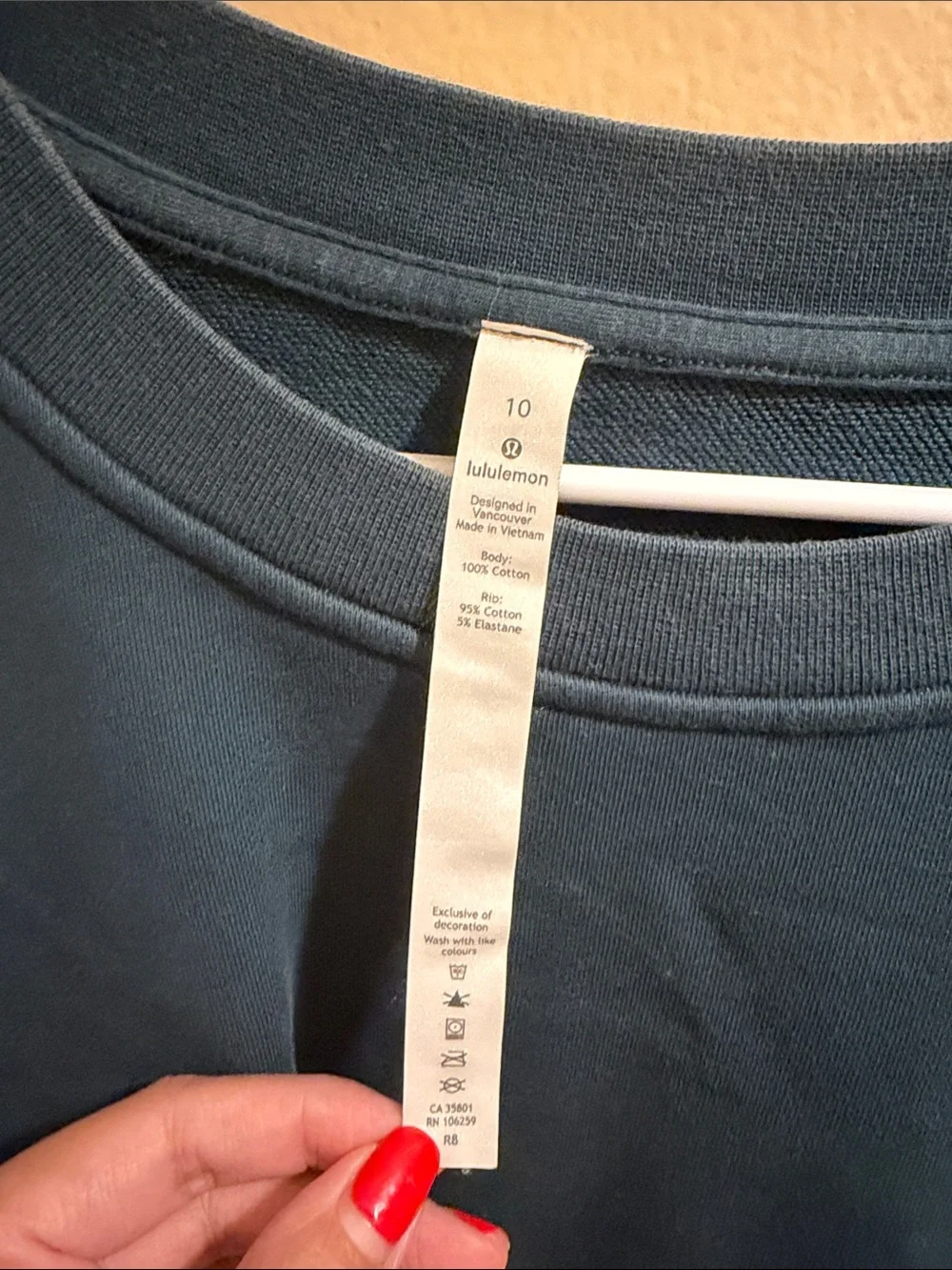 lululemon athletica Men's Crewneck Sweatshirt in Slate Teal